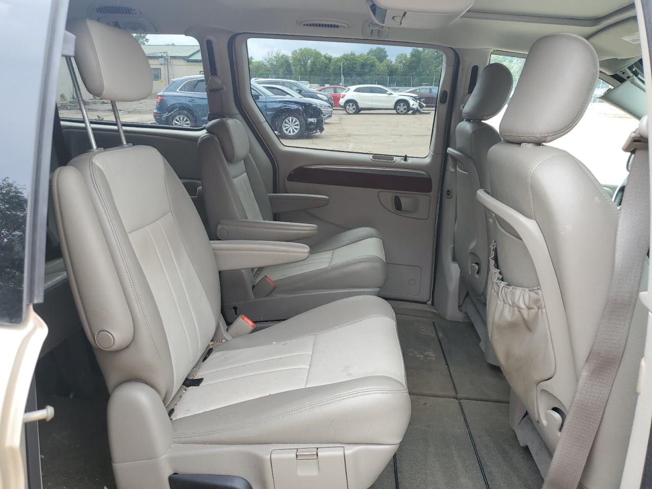 2A4GP54L26R687924 2006 Chrysler Town & Country Touring