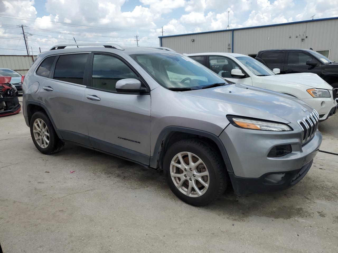 2014 Jeep Cherokee Latitude vin: 1C4PJLCS9EW206853