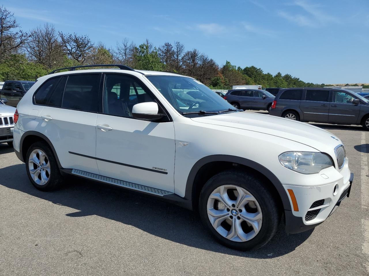 2013 BMW X5 xDrive50I vin: 5UXZV8C55DL899049