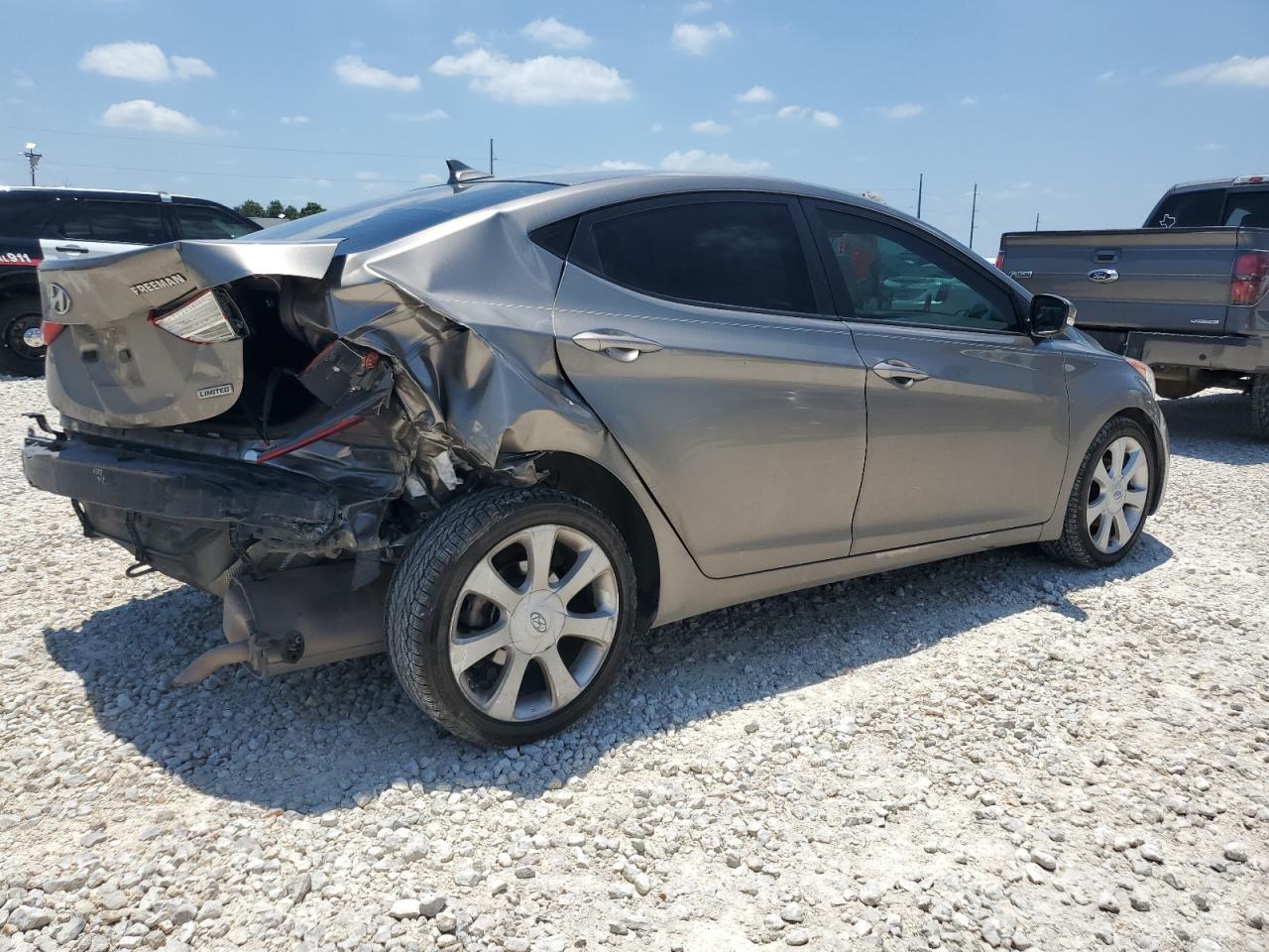 5NPDH4AE1DH330735 2013 Hyundai Elantra Gls