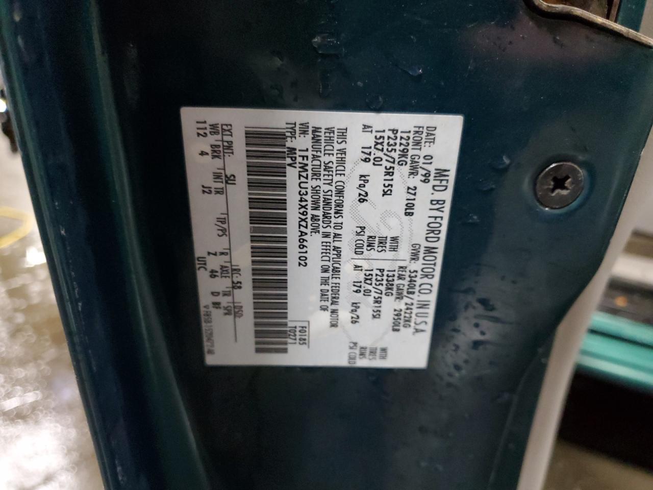 1FMZU34X9XZA66102 1999 Ford Explorer