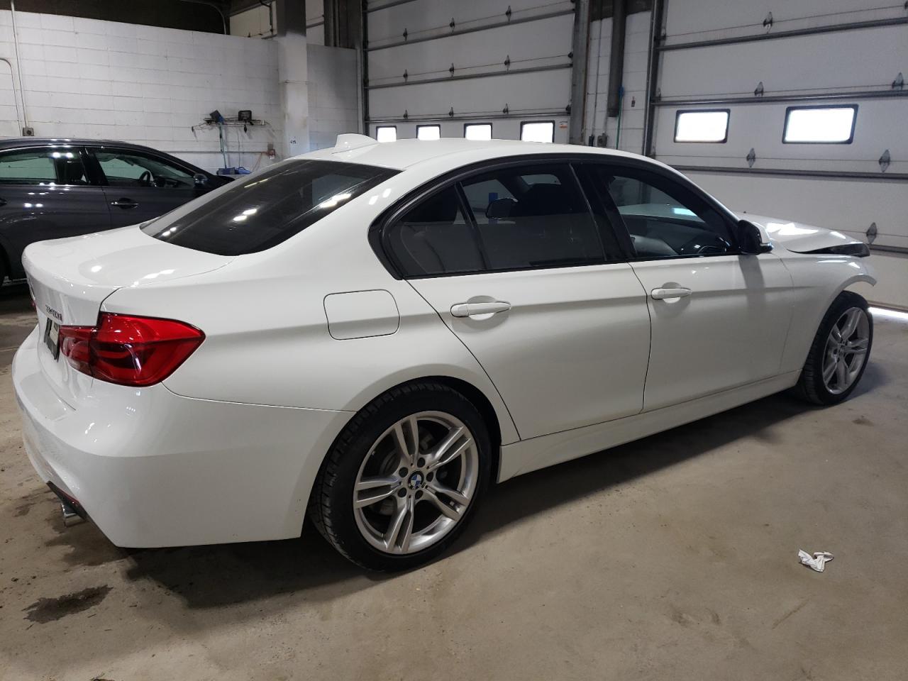 WBA8B7C51JA937803 2018 BMW 340 Xi