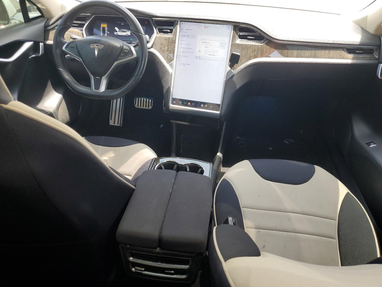 2013 Tesla Model S vin: 5YJSA1CN6DFP05928