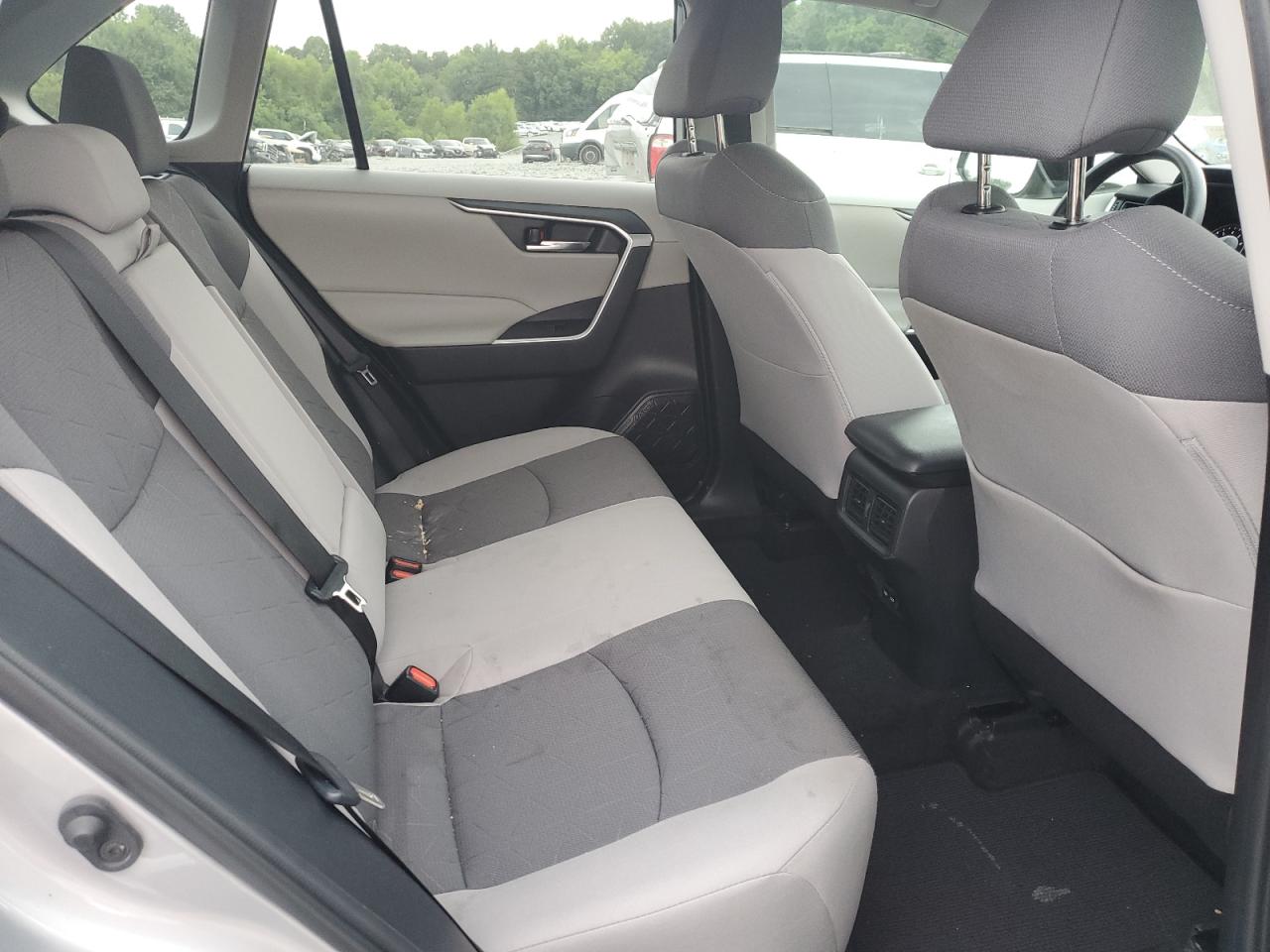 2T3W1RFV4NW209761 2022 Toyota Rav4 Xle