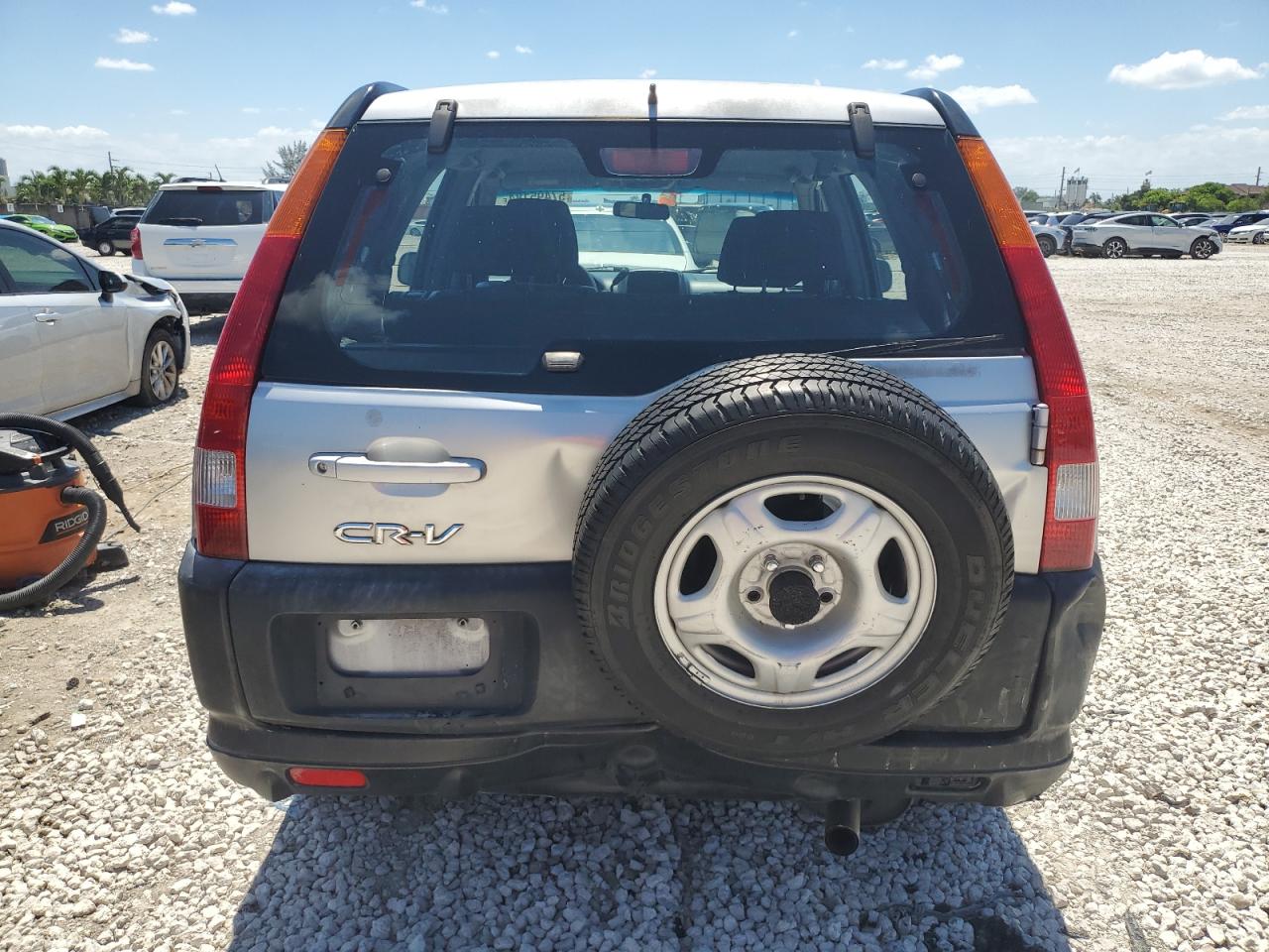 JHLRD68414C004619 2004 Honda Cr-V Lx