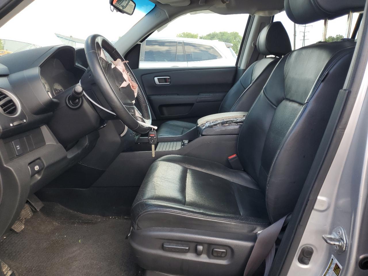 5FNYF4H78BB025453 2011 Honda Pilot Exln