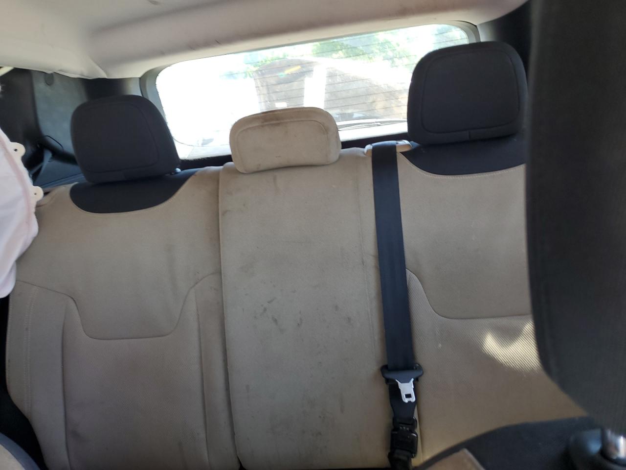 ZACCJABT8FPB80273 2015 Jeep Renegade Latitude