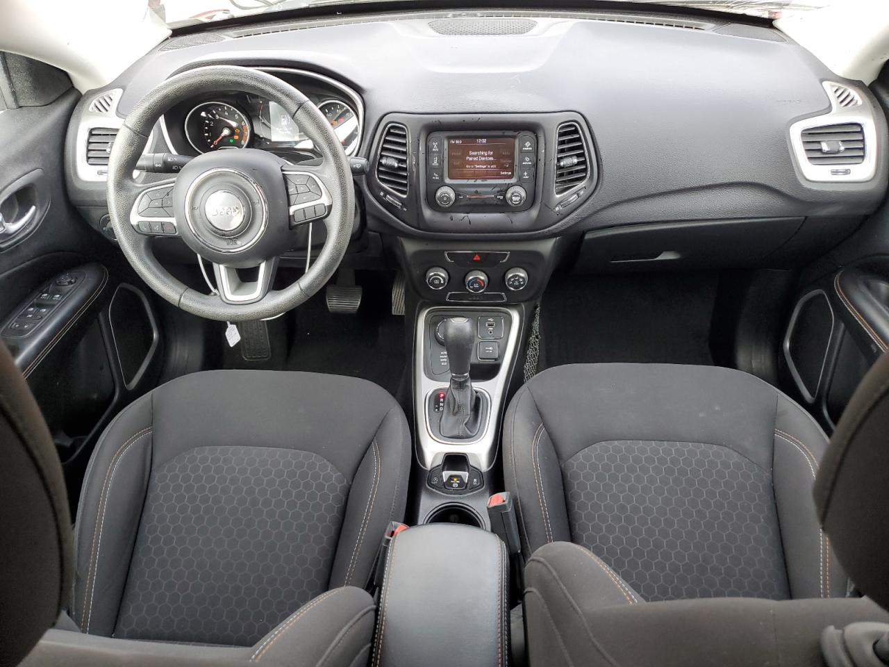 3C4NJDAB8JT281401 2018 Jeep Compass Sport