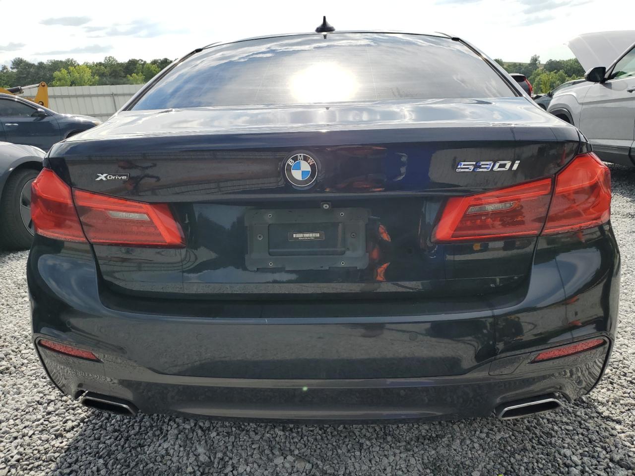 WBAJA7C5XJWA73201 2018 BMW 530 Xi