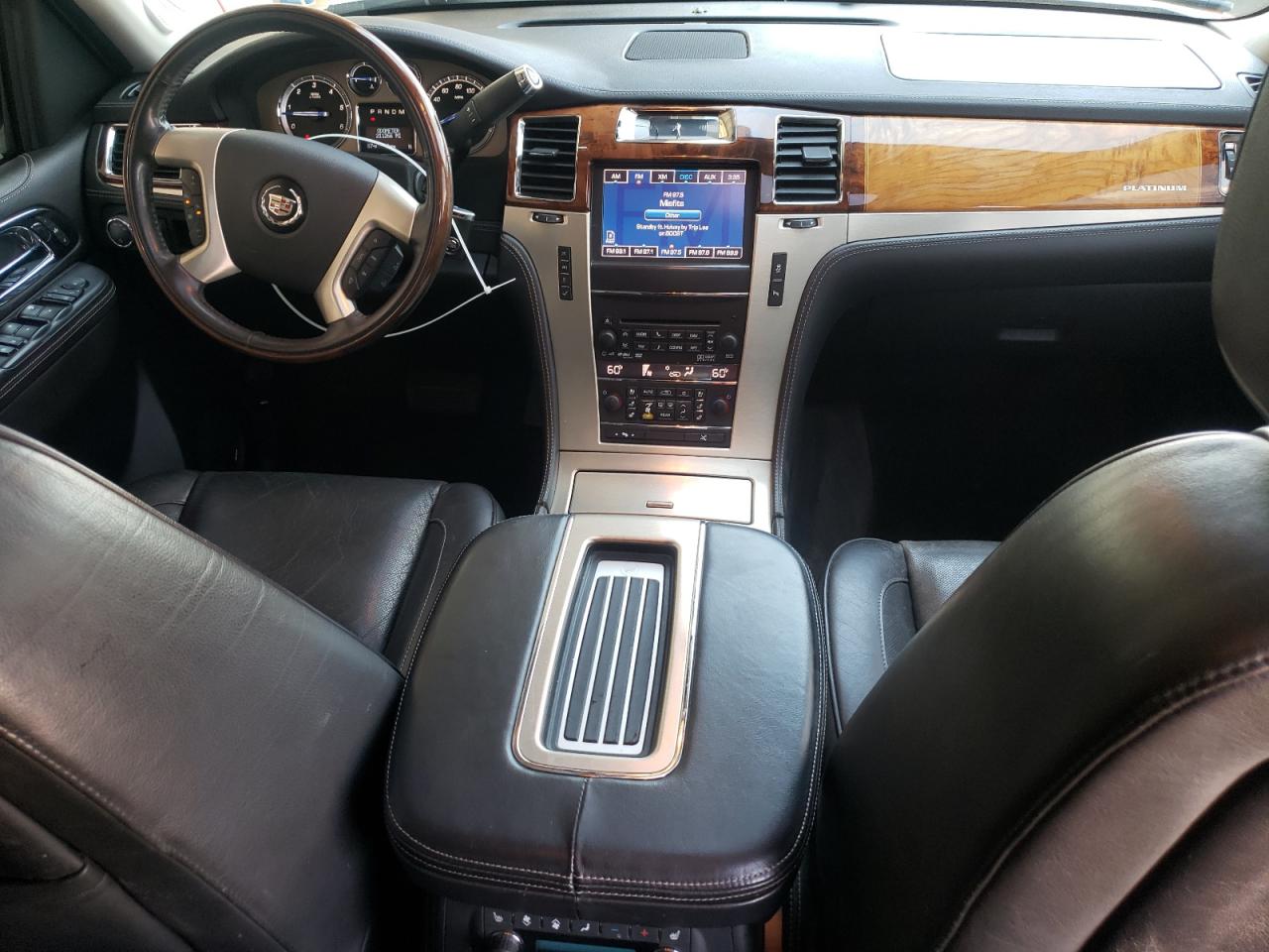 1GYS4DEF5ER140687 2014 Cadillac Escalade Platinum