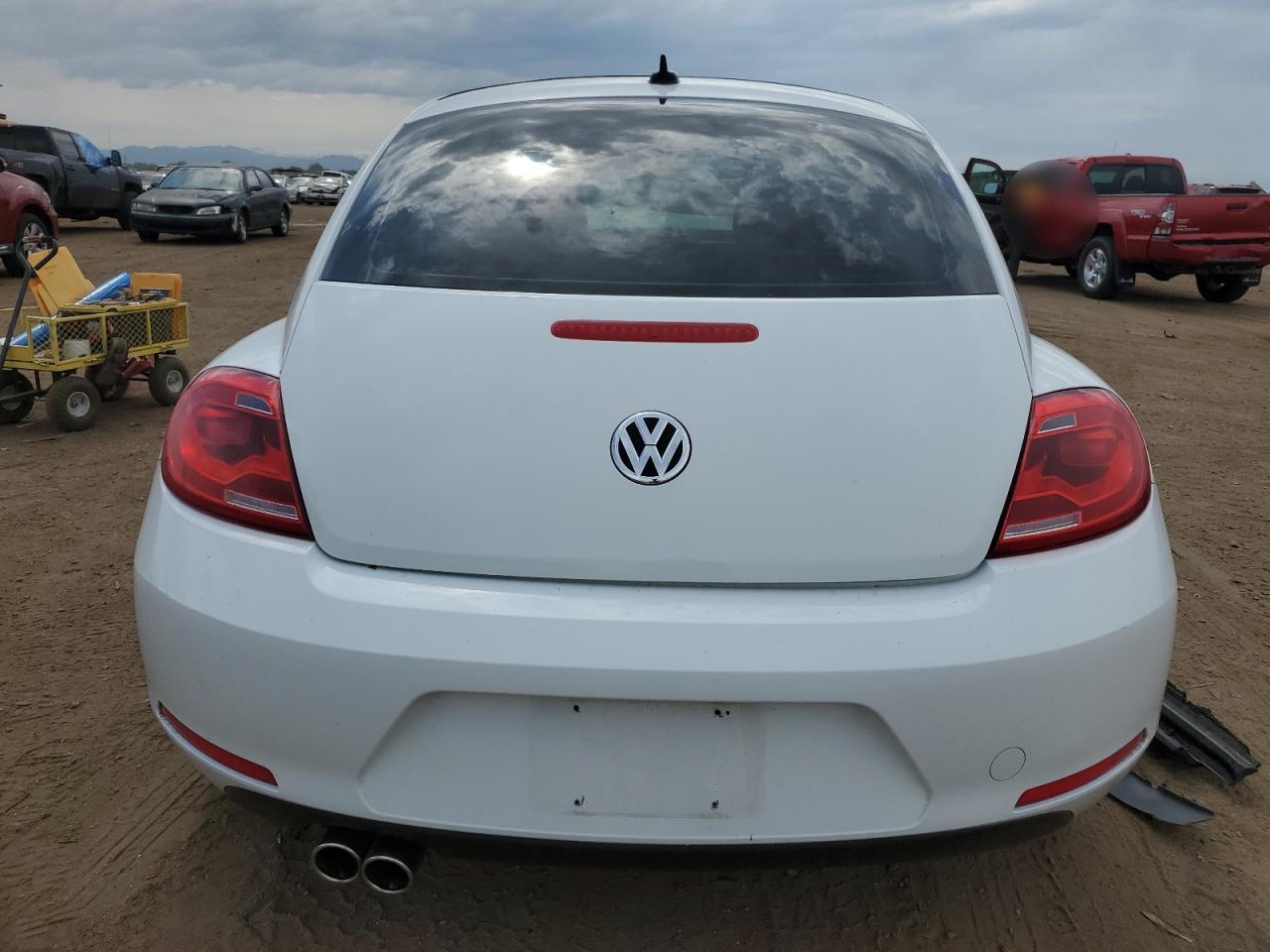 3VWJ07AT2FM604299 2015 Volkswagen Beetle 1.8T