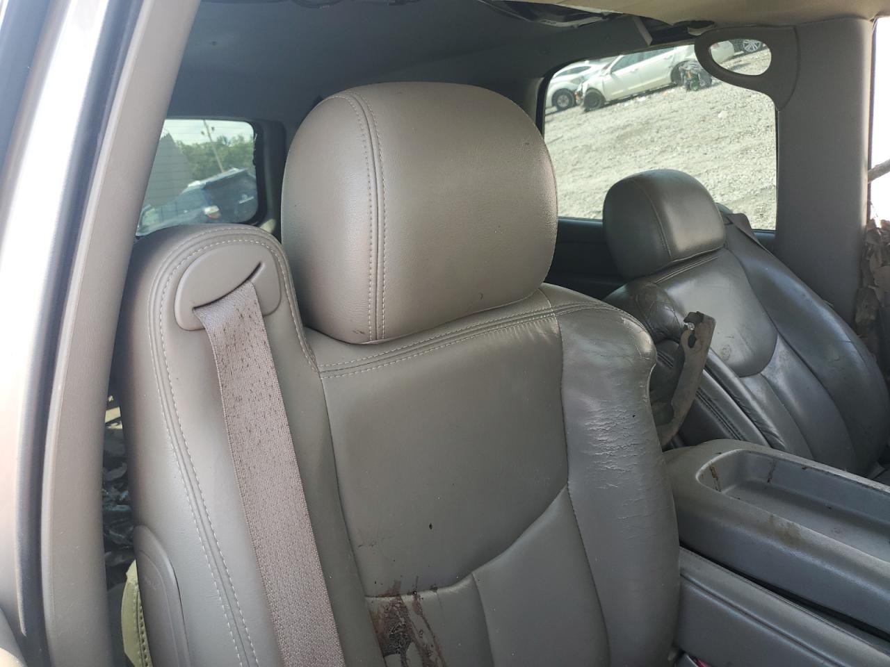 1GNEK13TX5J121204 2005 Chevrolet Tahoe K1500