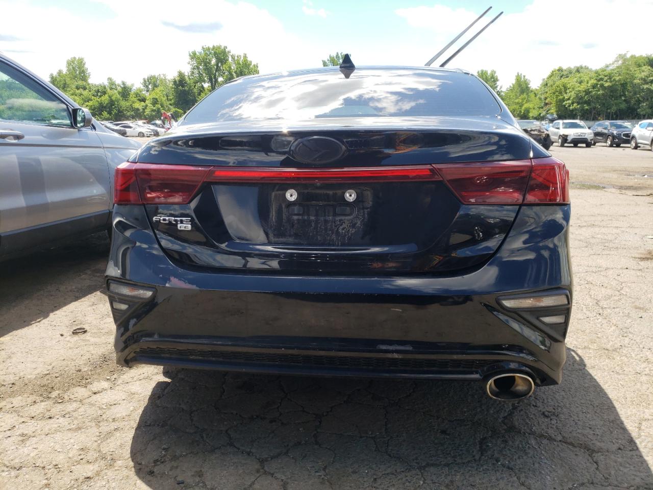 3KPF24AD7KE045508 2019 Kia Forte Fe