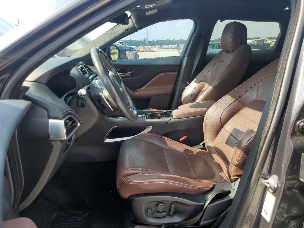 SADCM2BV5HA496333 2017 Jaguar F-Pace S