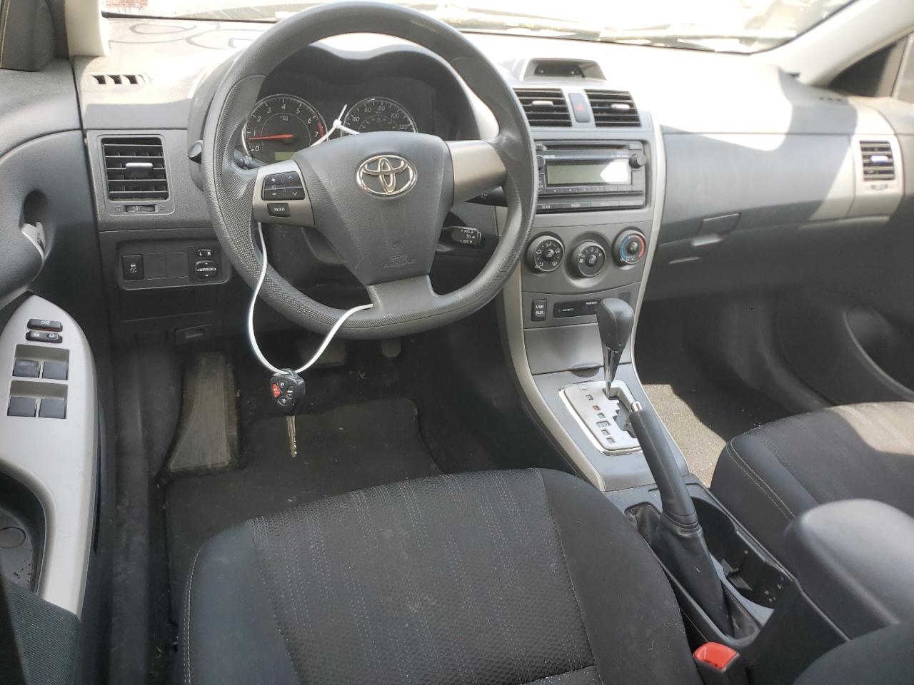 2T1BU4EE0CC840170 2012 Toyota Corolla Base