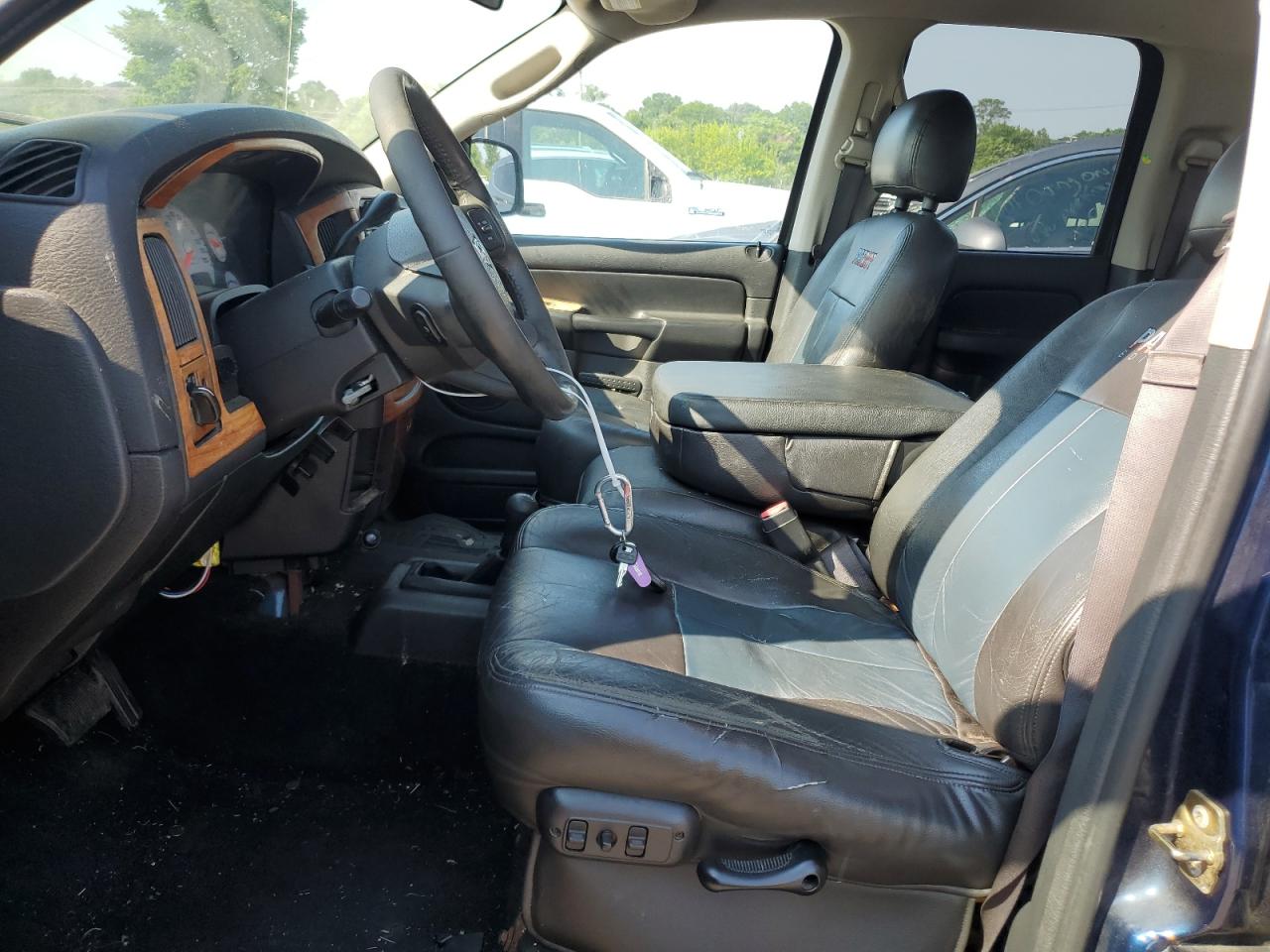 1D7HU18N64S780003 2004 Dodge Ram 1500 St