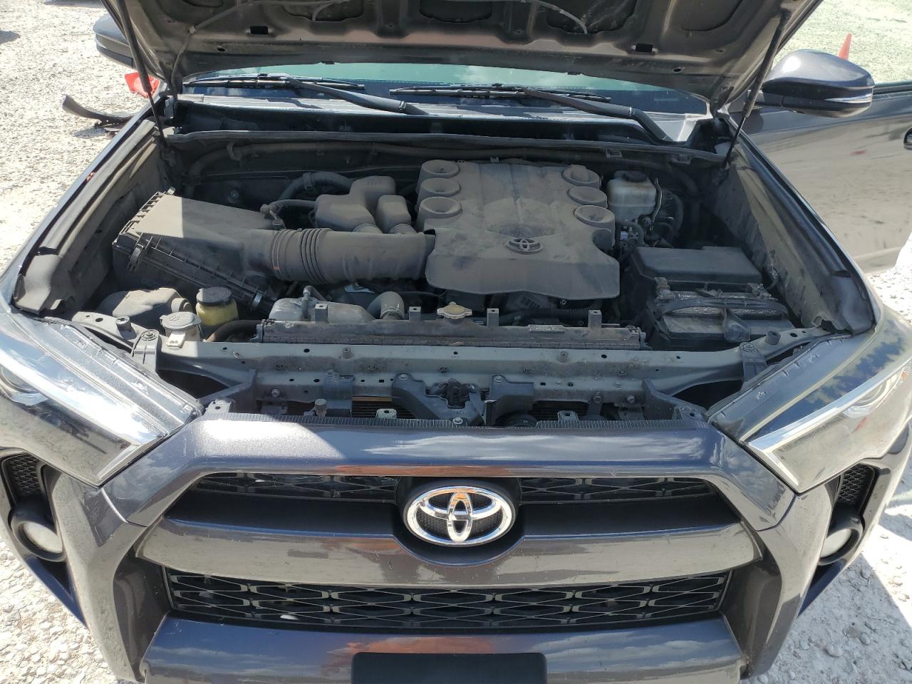 JTEZU5JR3E5072306 2014 Toyota 4Runner Sr5