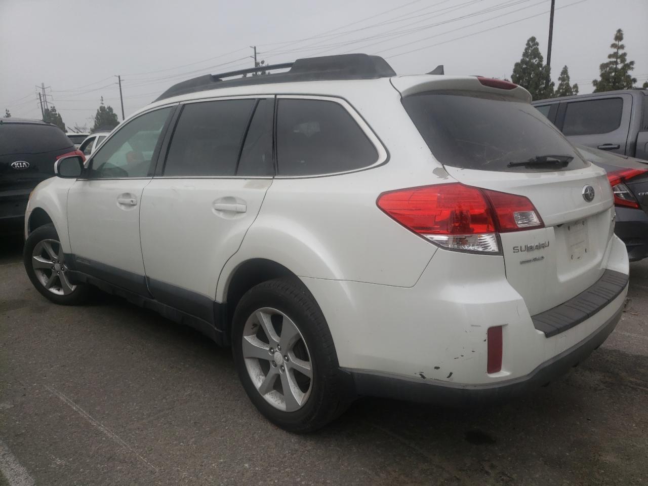 4S4BRBEC1E3309653 2014 Subaru Outback 2.5I Premium