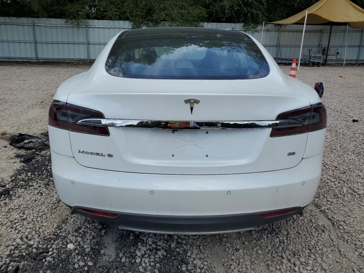 5YJSA1DN2DFP21168 2013 Tesla Model S