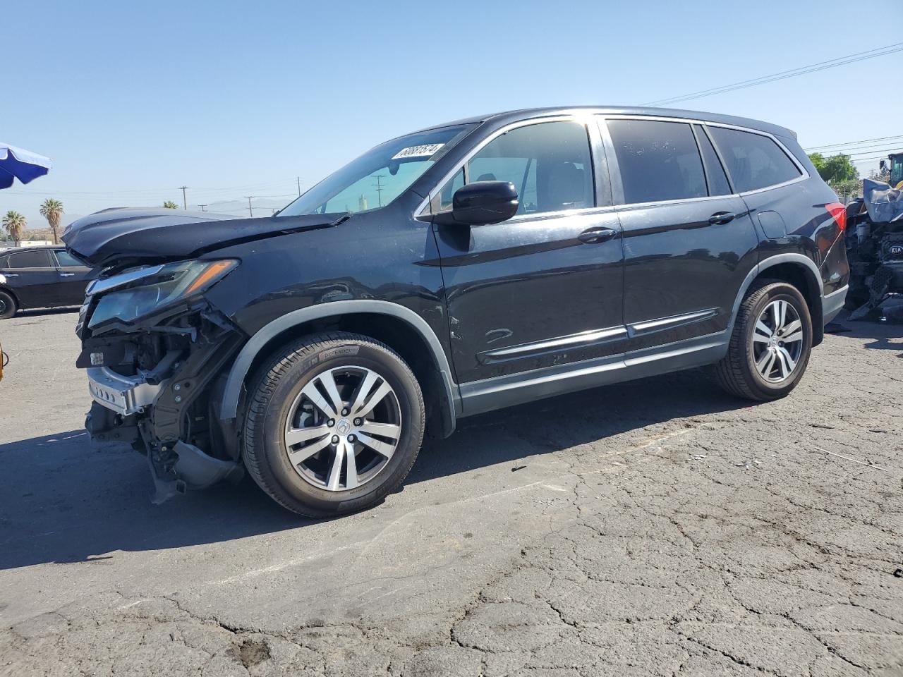 2017 Honda Pilot Exln vin: 5FNYF6H79HB014241