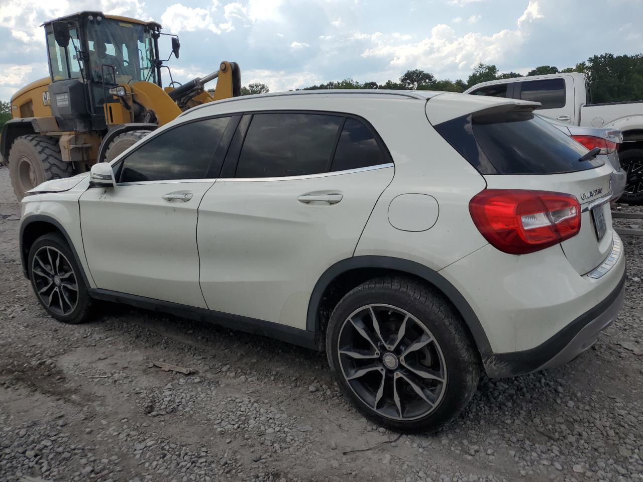 2017 Mercedes-Benz Gla 250 4Matic vin: WDCTG4GB7HJ365881