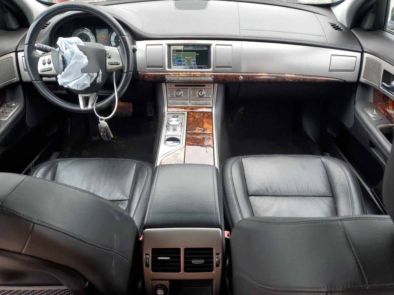 SAJWA0FB6BLS12209 2011 Jaguar Xf