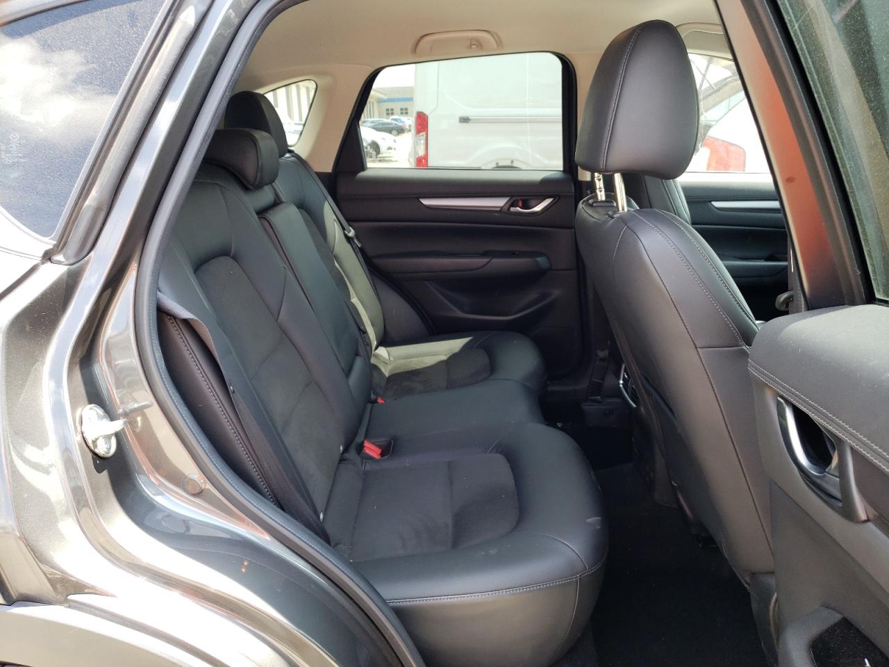 JM3KFACLXH0120619 2017 Mazda Cx-5 Touring