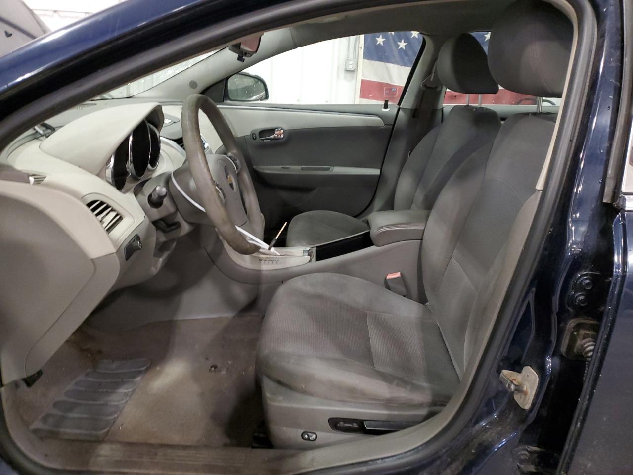 1G1ZC5E15BF152135 2011 Chevrolet Malibu 1Lt