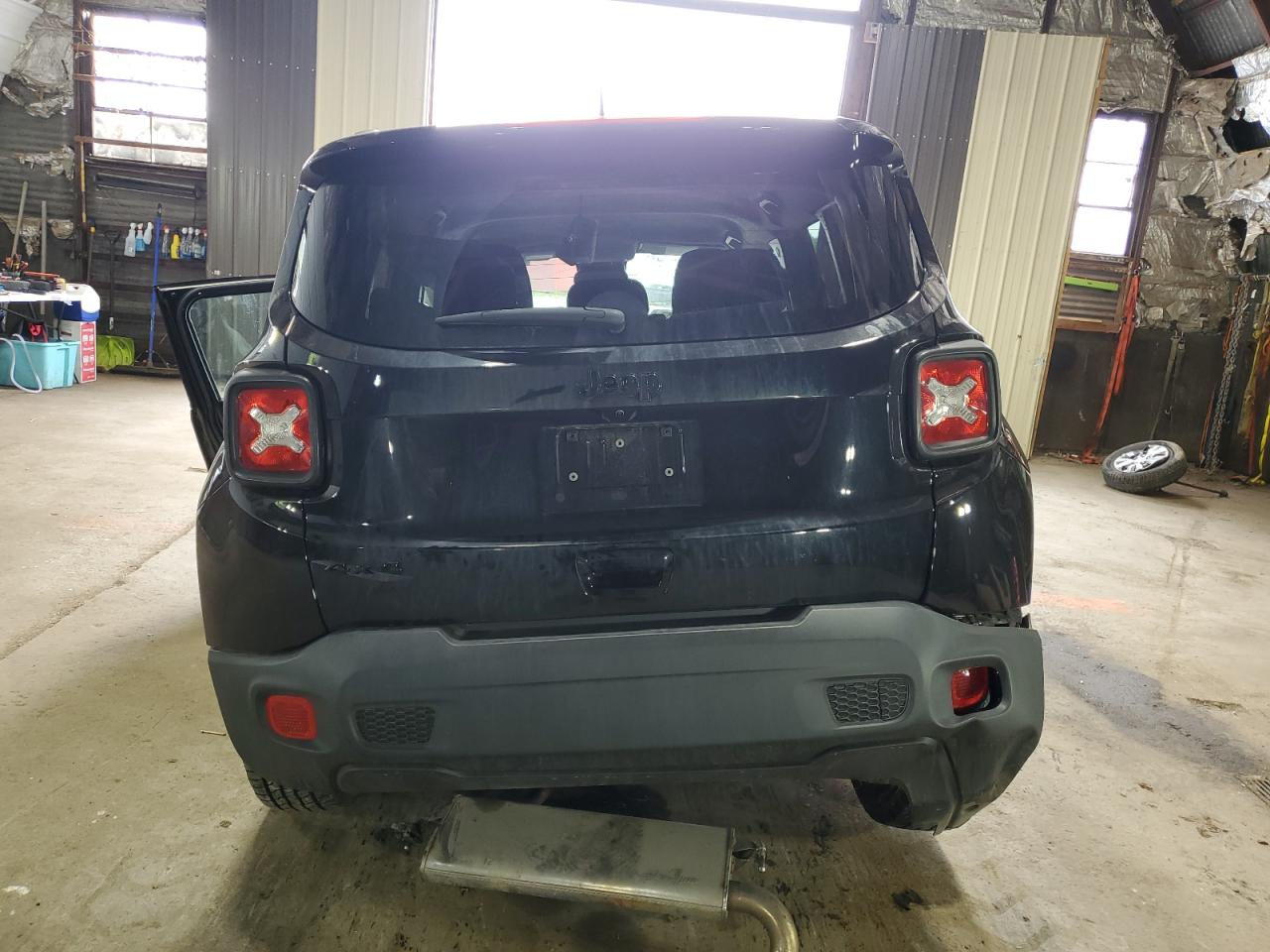 ZACNJDB12PPP37556 2023 Jeep Renegade Latitude