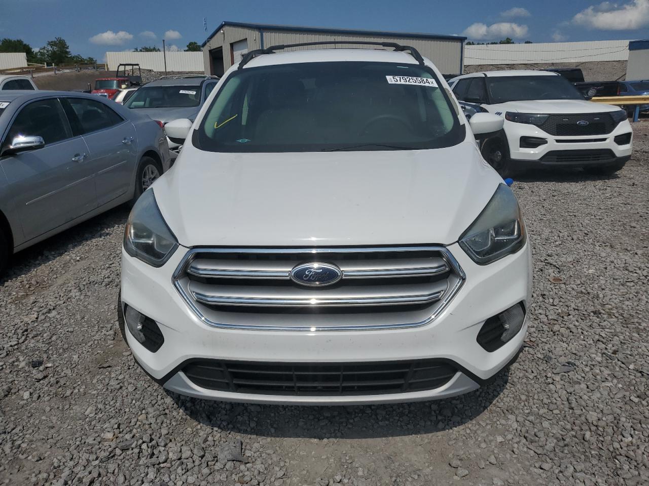 1FMCU0GD8HUC06810 2017 Ford Escape Se