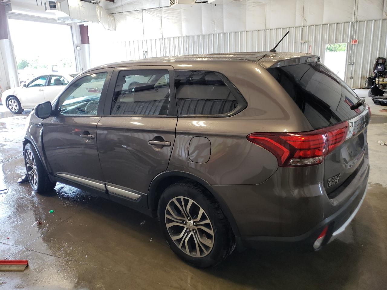 2016 Mitsubishi Outlander Se vin: JA4AZ3A33GZ060973