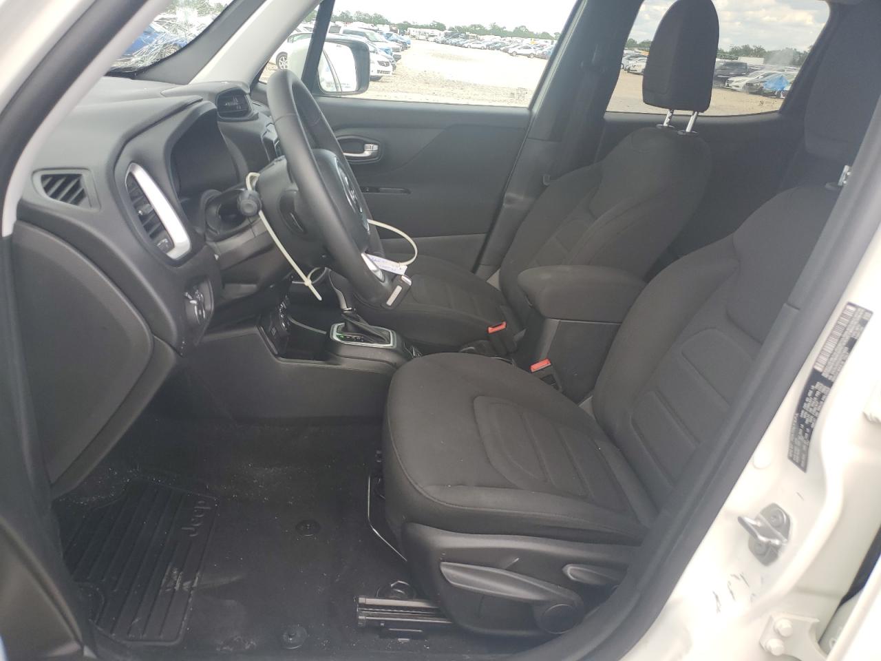 ZACNJBBBXKPK74930 2019 Jeep Renegade Latitude