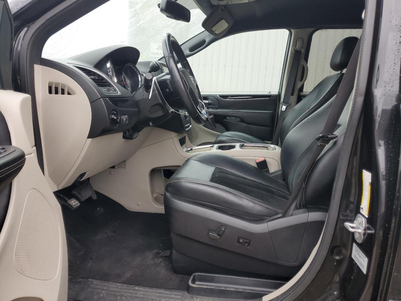 2C4RDGCG3FR671965 2015 Dodge Grand Caravan Sxt