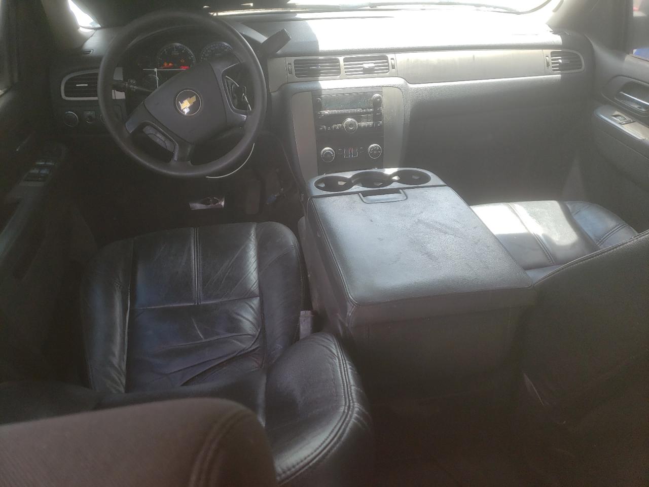 1GNUKAE06AR271014 2010 Chevrolet Tahoe K1500 Ls