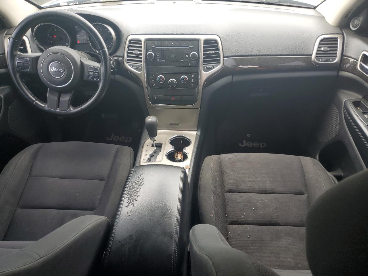 1J4RR4GG8BC690244 2011 Jeep Grand Cherokee Laredo