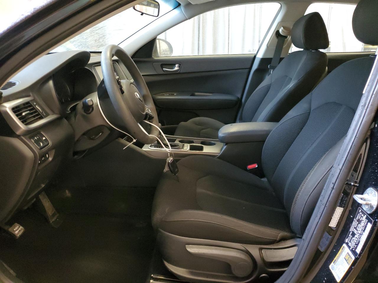 5XXGT4L38LG414892 2020 Kia Optima Lx