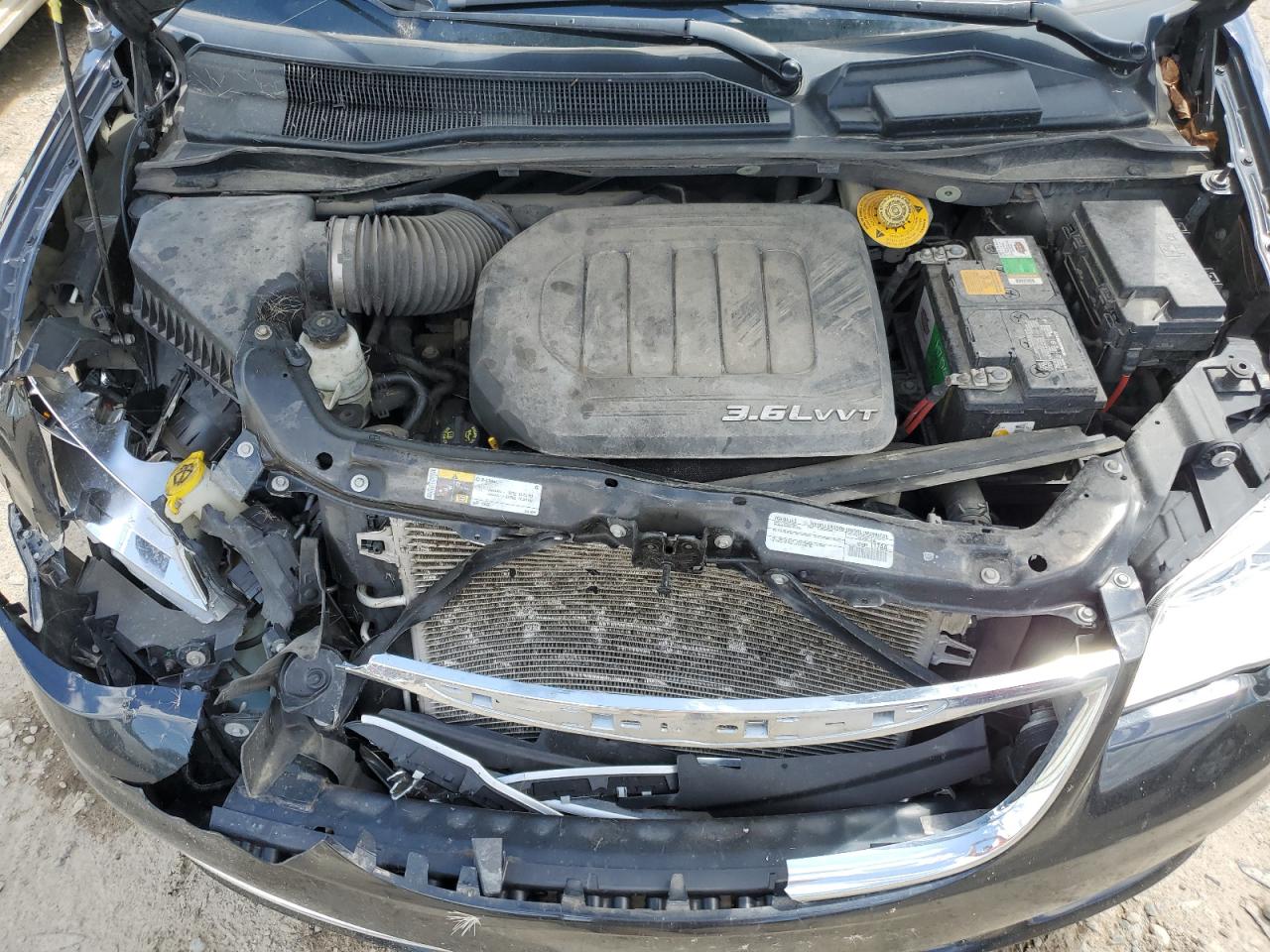 2C4RC1CG8FR741704 2015 Chrysler Town & Country Touring L