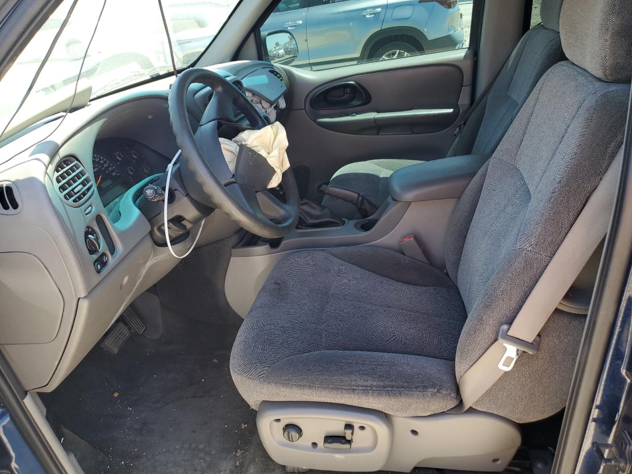 1GNDT13S542157567 2004 Chevrolet Trailblazer Ls