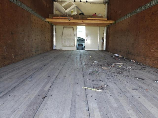 2000 Ford Econoline E450 Super Duty Cutaway Van VIN: 1FDXE45S0YHB54900 Lot: 55197754