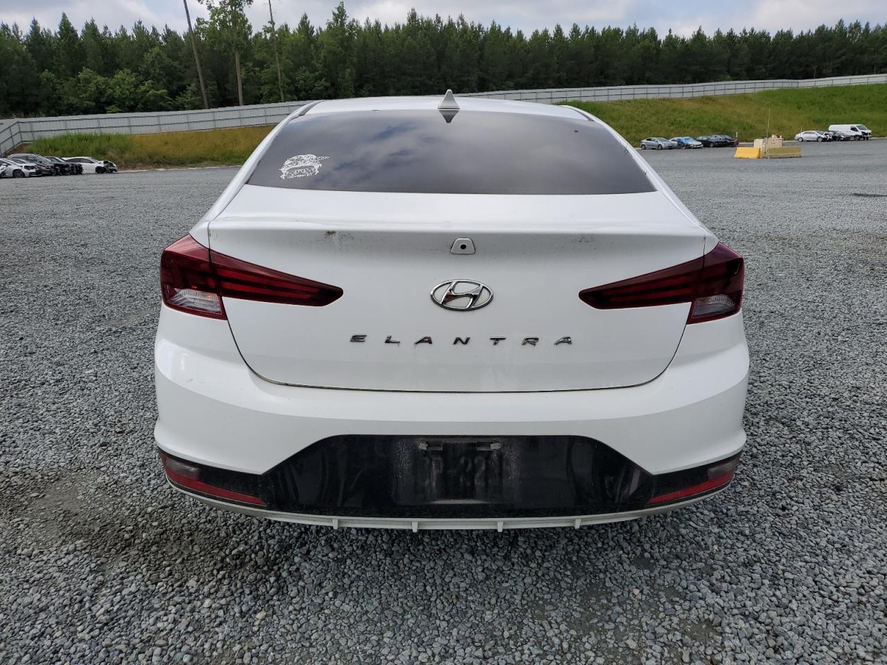 5NPD84LFXKH456059 2019 Hyundai Elantra Sel
