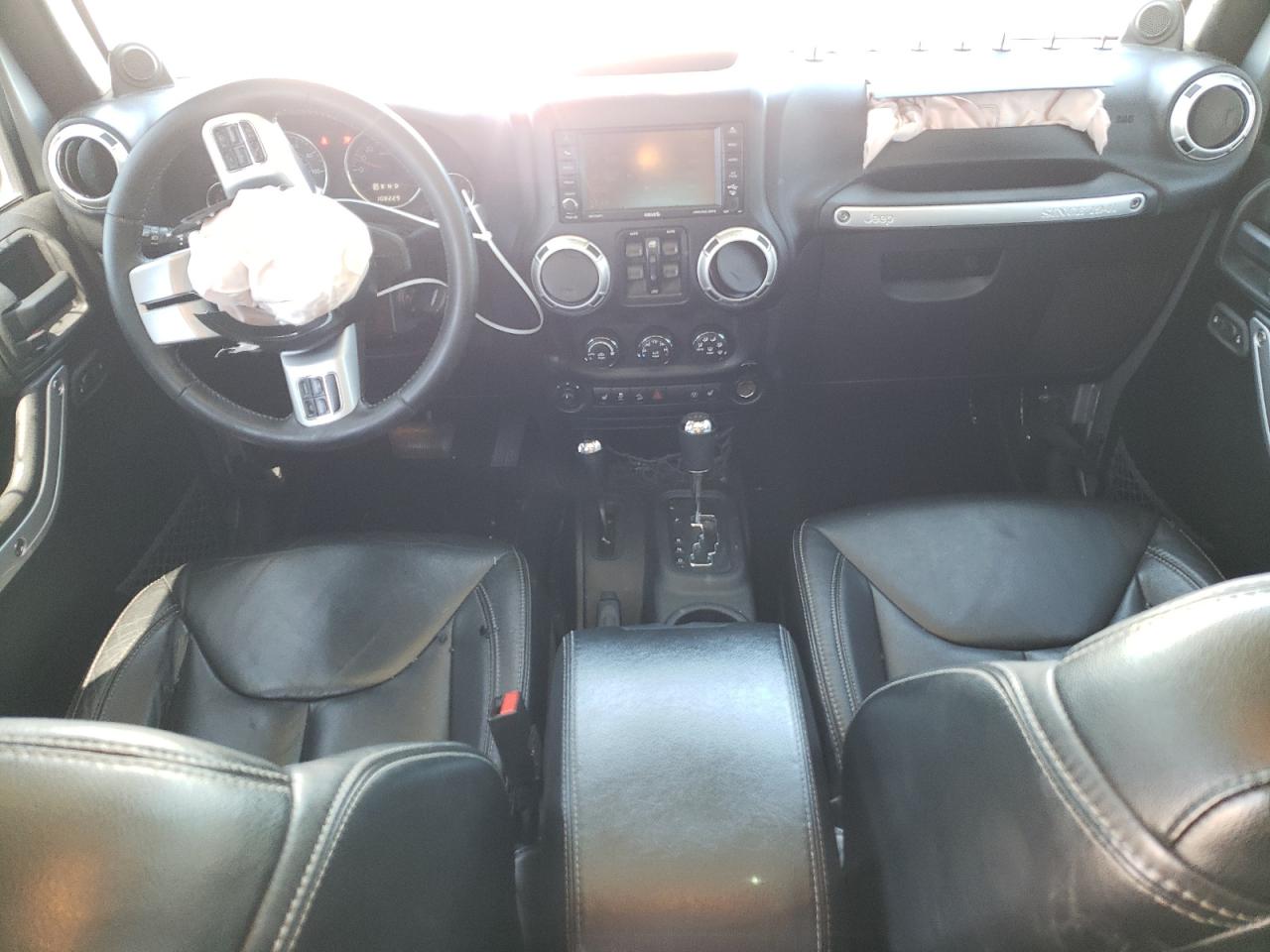 1C4HJWFG5EL111334 2014 Jeep Wrangler Unlimited Rubicon