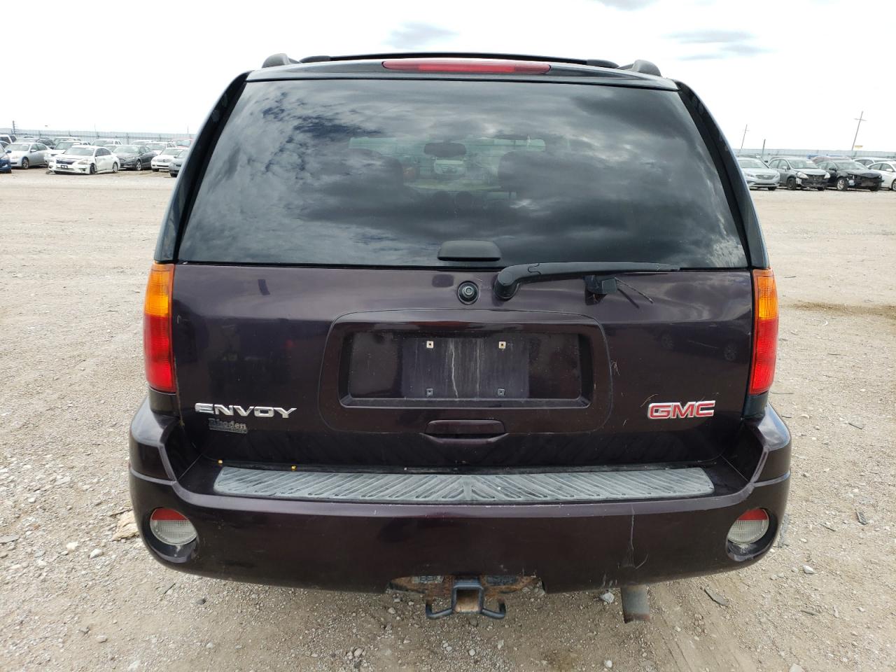 1GKDT13S682108879 2008 GMC Envoy