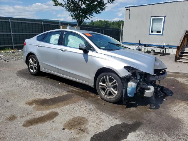 VIN 3FA6P0HD3JR279657 2018 Ford Fusion, SE no.4