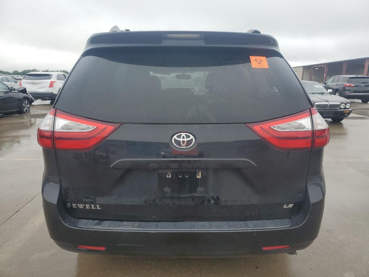 5TDKZ3DC6HS891294 2017 Toyota Sienna Le