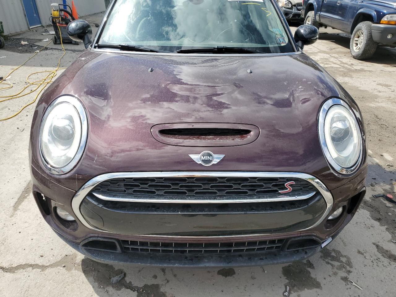 2017 Mini Cooper S Clubman All4 vin: WMWLU5C50H2E81373