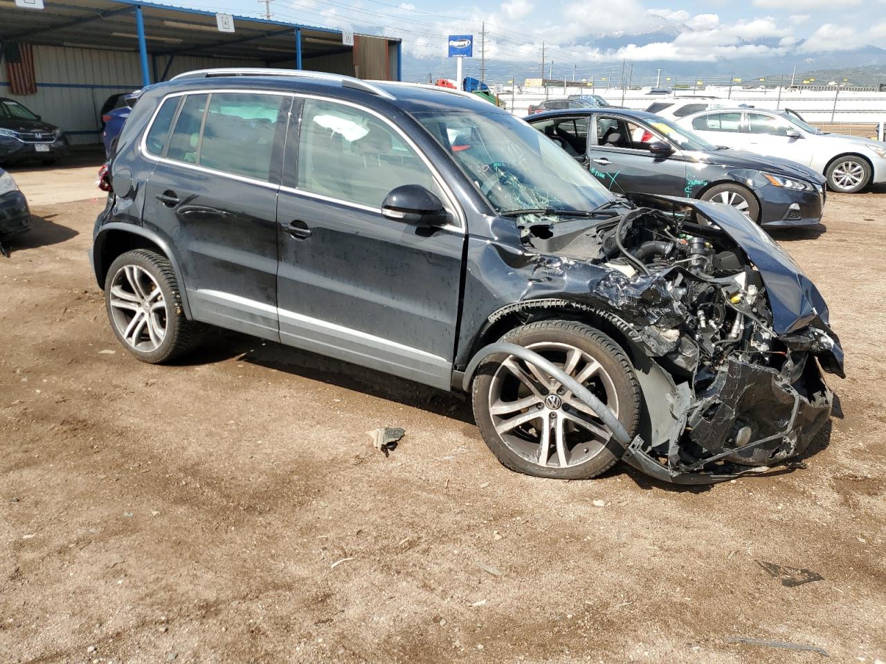 2017 Volkswagen Tiguan Sel vin: WVGWV7AX5HK005318