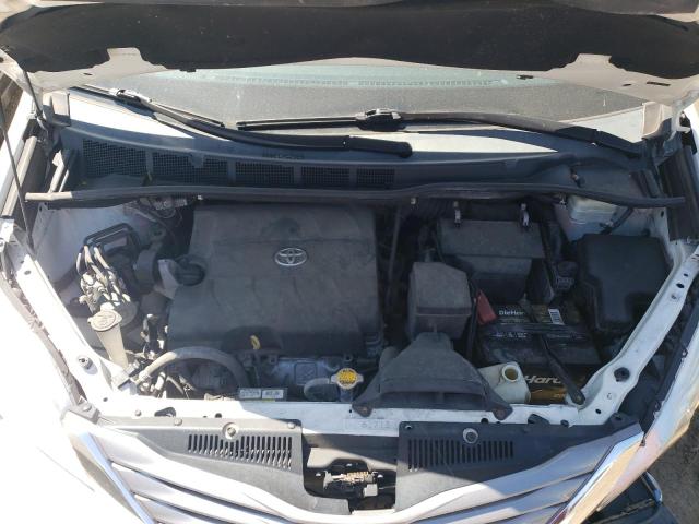 VIN 5TDYK3DC2FS669332 2015 Toyota Sienna, Xle no.12