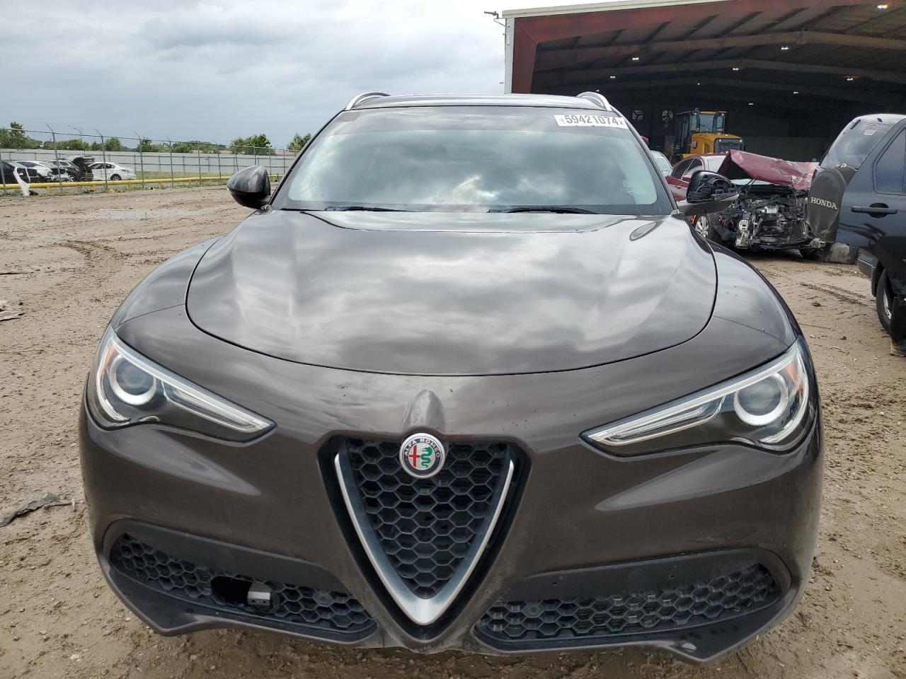 2018 Alfa Romeo Stelvio vin: ZASFAKAN3J7B76912