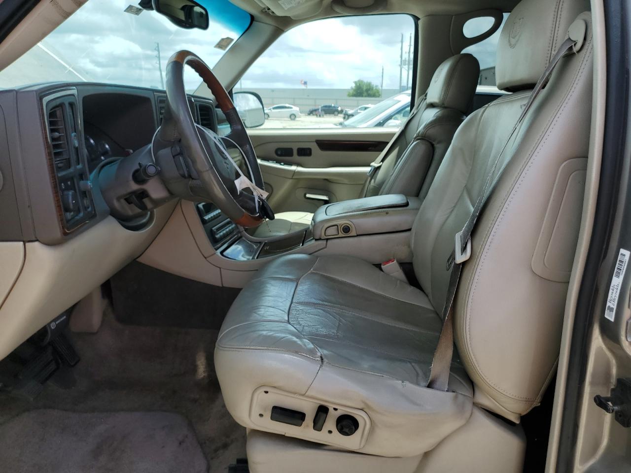 1GYEK63N72R224224 2002 Cadillac Escalade Luxury