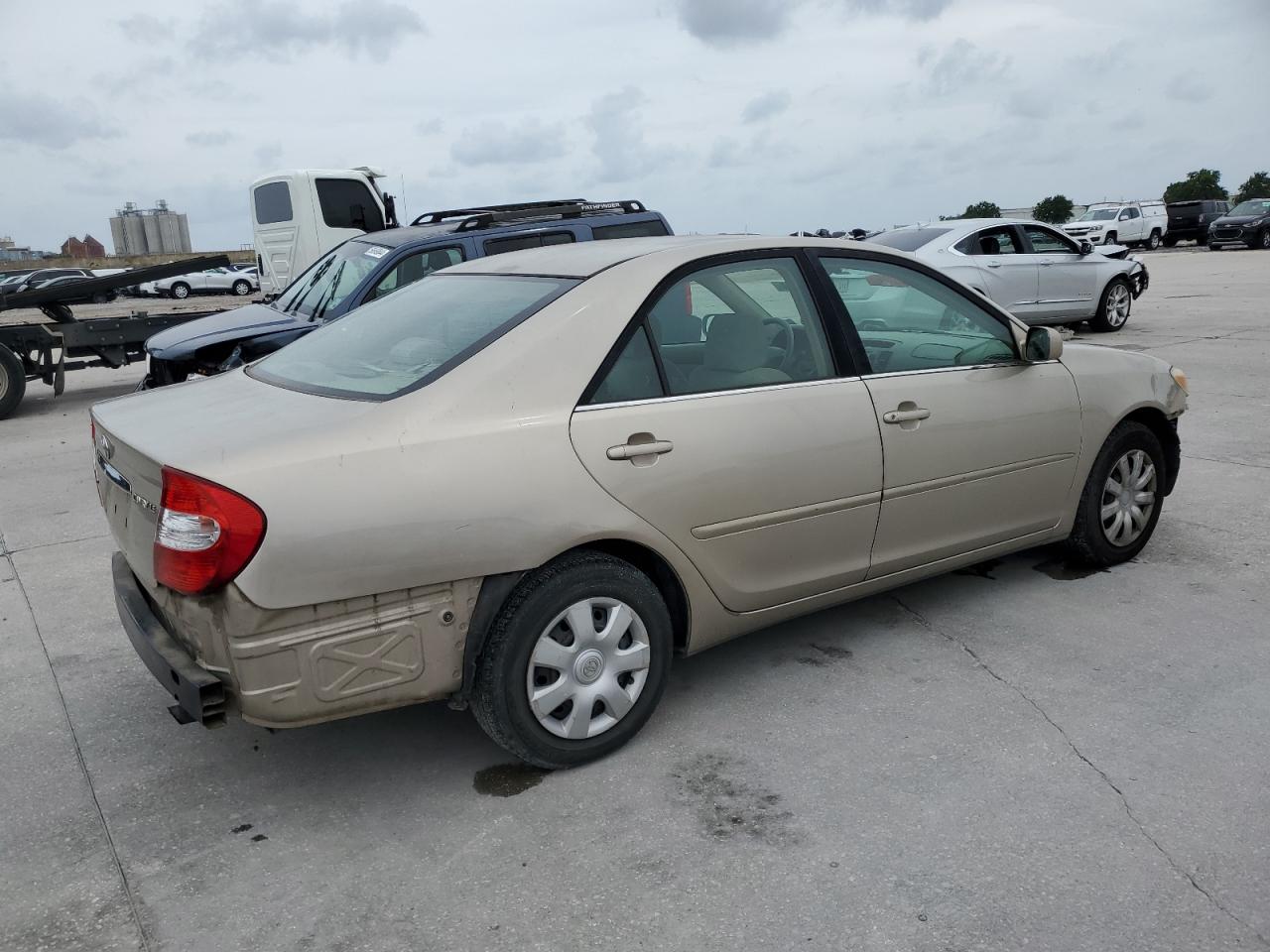 4T1BE32K44U913512 2004 Toyota Camry Le